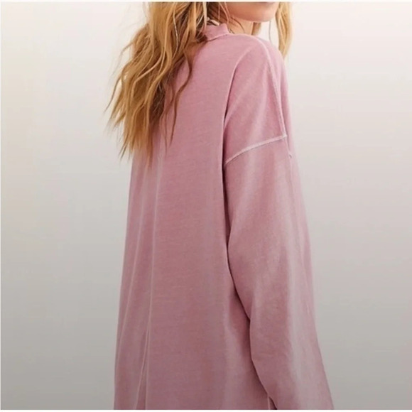 WE THE FREE Pink Long Sleeve Mock Neck oversized T-Shirt Medium - Picture 9 of 9